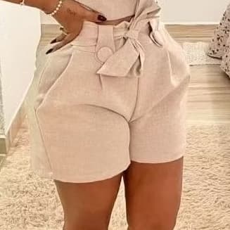 Short feminino Básico Alfaiataria cintura alta
