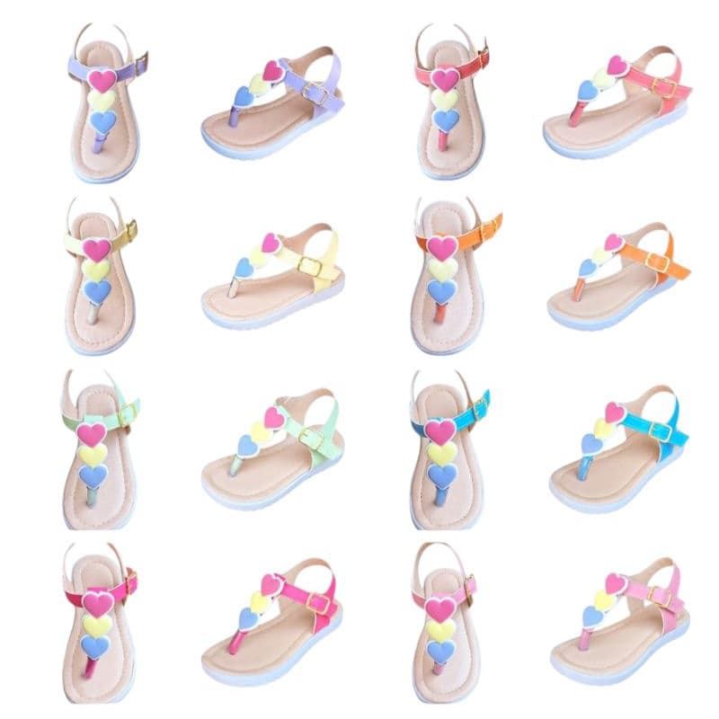 Sandália infantil de dedo enfeite corações coloridos