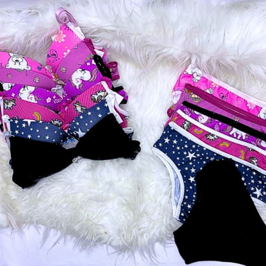 1 Conjunto de Calcinha e Sutiã Juvenil Amora Doce