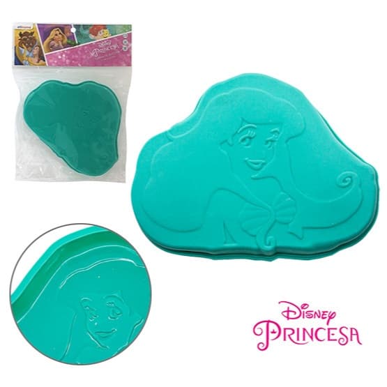 Forma De Silicone Para Bolo Princesas 380Ml 19X14,5X2,5Cm