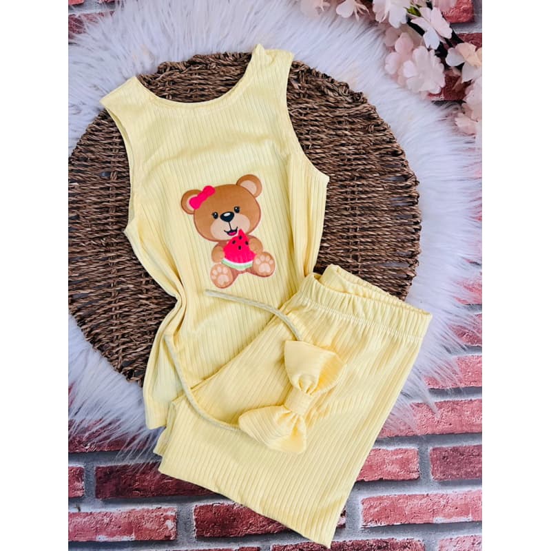 15 itens (5 regata + 5 short + 5 laco )veste 3 a 6 anos (80,00)