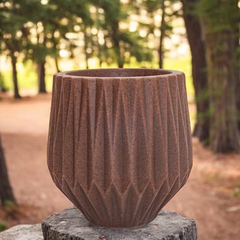 Vaso Oriental Geométrico Origami 22 cm em polietileno : Elegância e Harmonia na Decoração