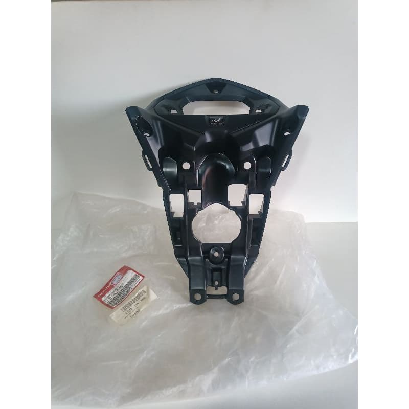 Suporte aranha do painel Honda Titan 160 2016/21 original nova (61310-KVS-J20)