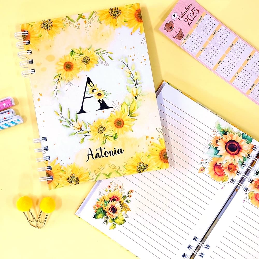 Caderno Floral personalizado com inicial e nome do comprador, 200 páginas, A5, folhas decoradas
