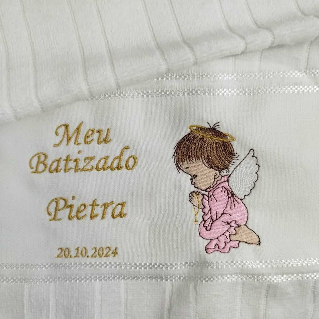 Toalha para batizado batismo personalizada bordada anjinho