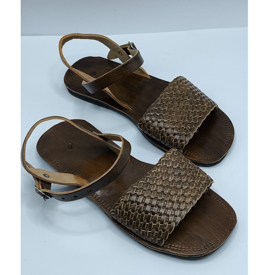 Sandalia de Couro Franciscana Artesanal Tradicional Trançada Marron Promoção Unisex