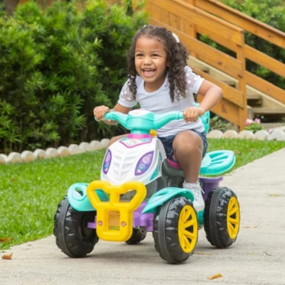 Carrinho De Passeio Infantil Quadriciclo Haste Pedal - Menina