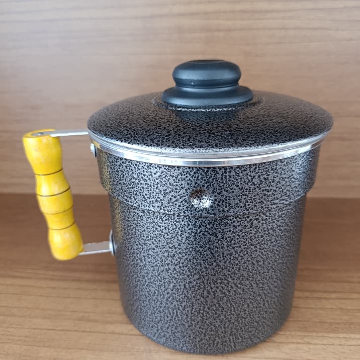 Fervedor de Leite Inderramável Craquelado PRETO com Tampa Leiteira Canecão de Leite 2,5 Litros