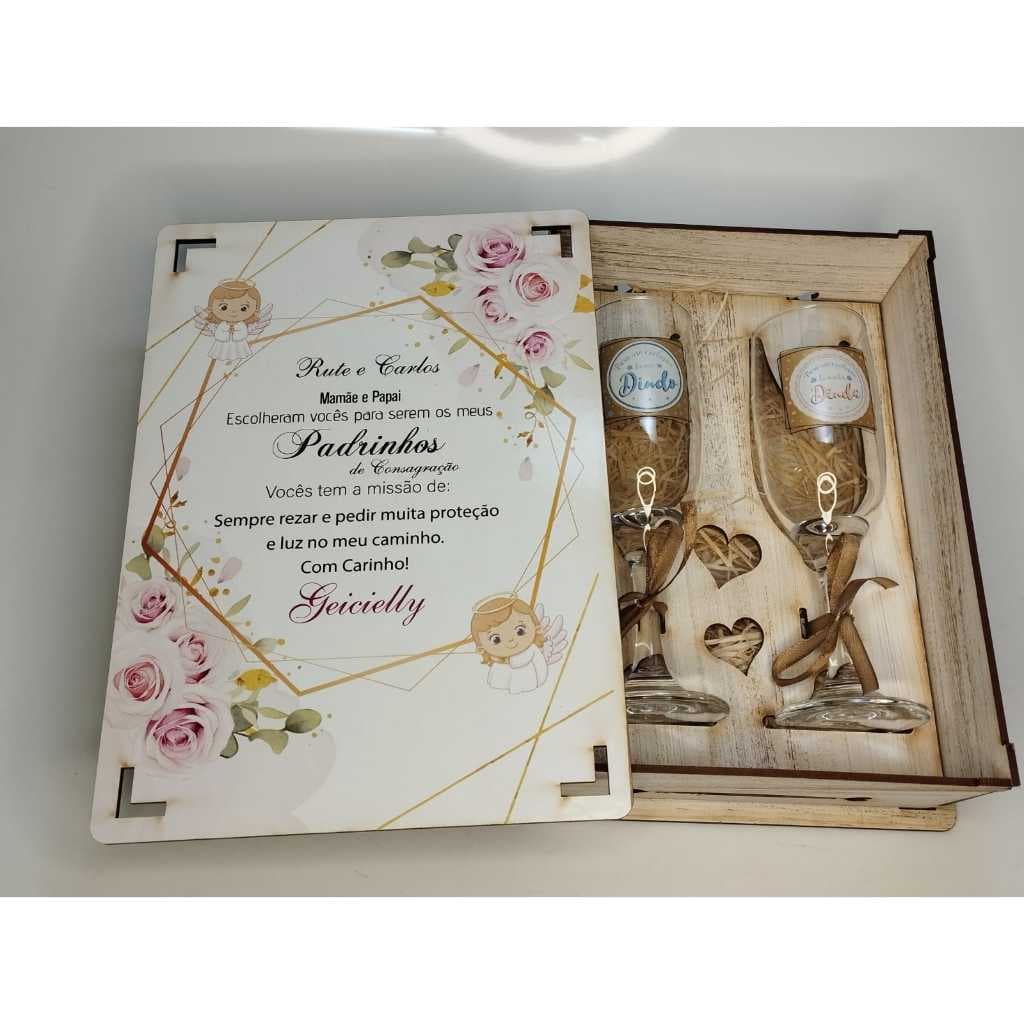 Batizado Padrinhos caixa MDF personalizada com taças de vidro