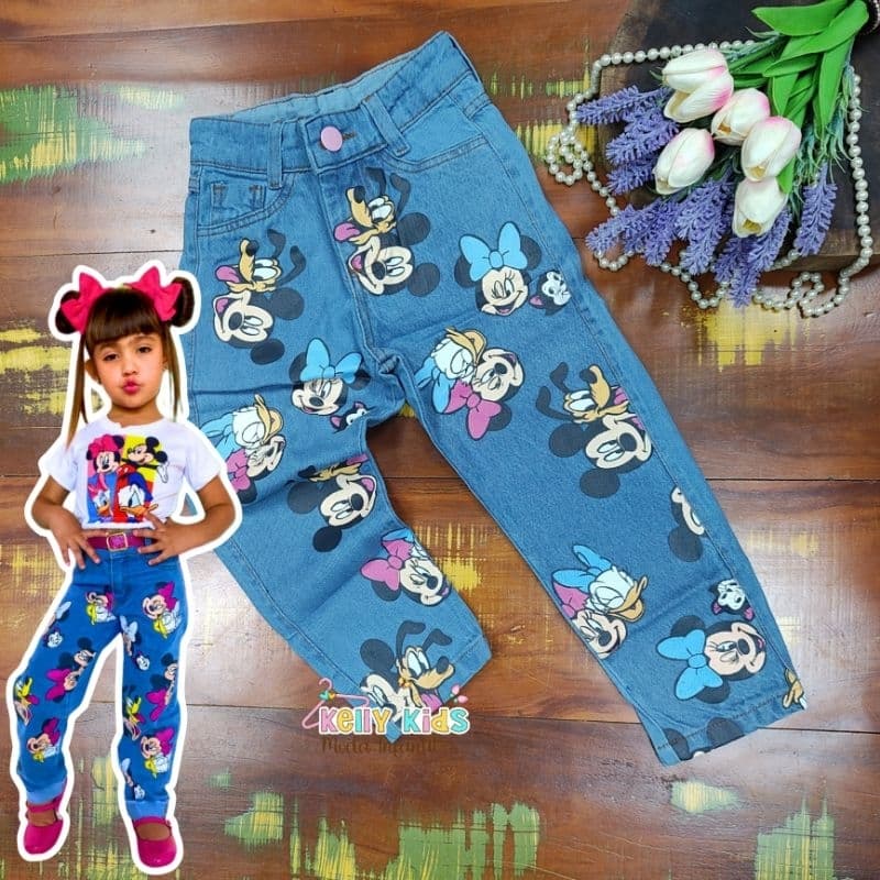 calça Jeans infantil juvenil com desenho wide leg ou Mom