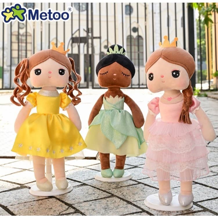 Boneca Metoo Angela Princesas 38cm