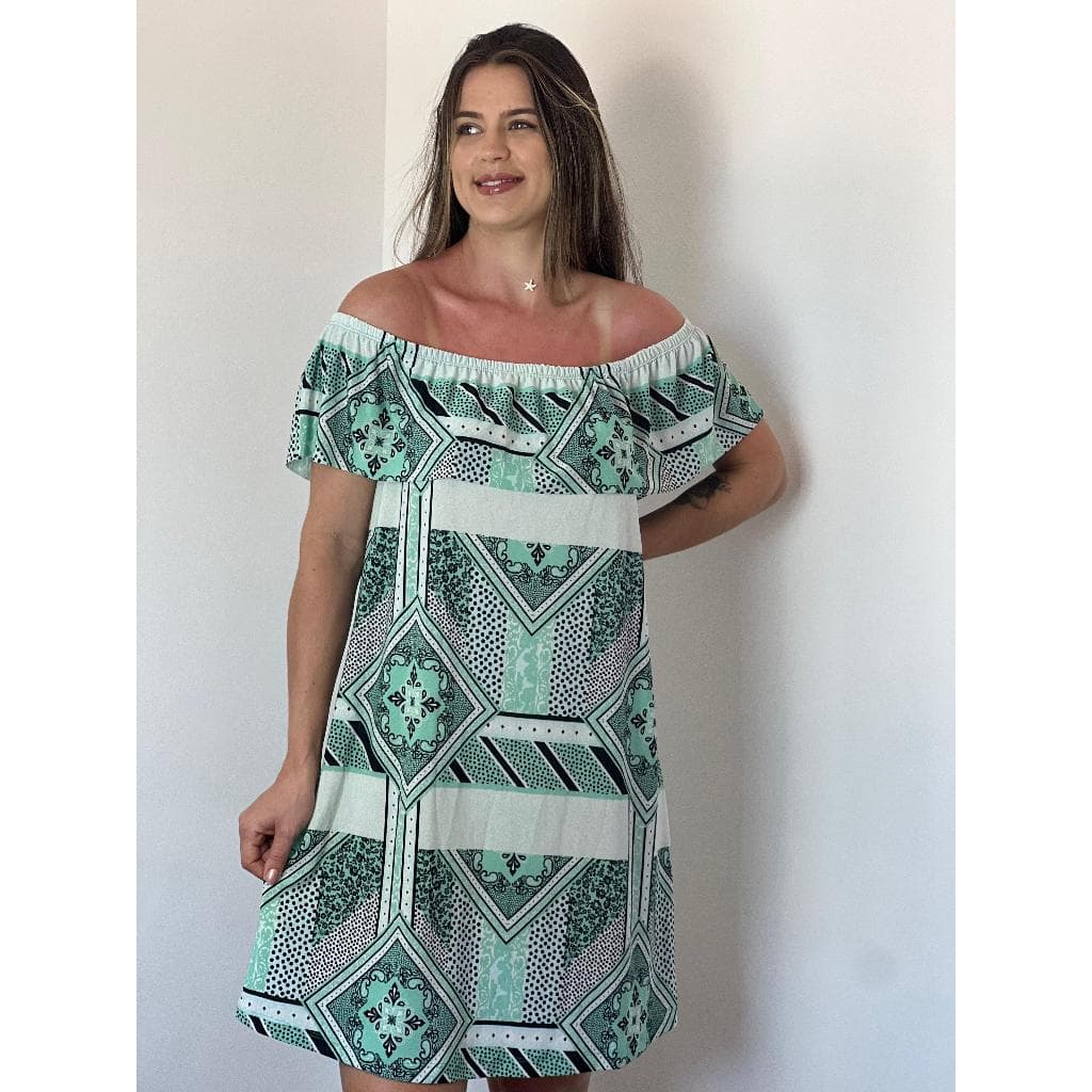 Vestido Ciganinha Ombro a Ombro  Liganete Malha Fria Elegância e Conforto em um Único Vestido