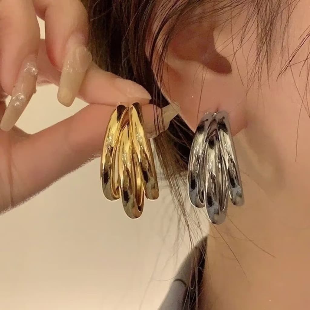 Brincos clássicos simples e modernos femininos ouro18k e prata925