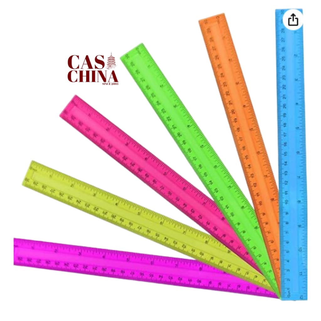 Régua de 30 cm com alça projetada em plástico resistente