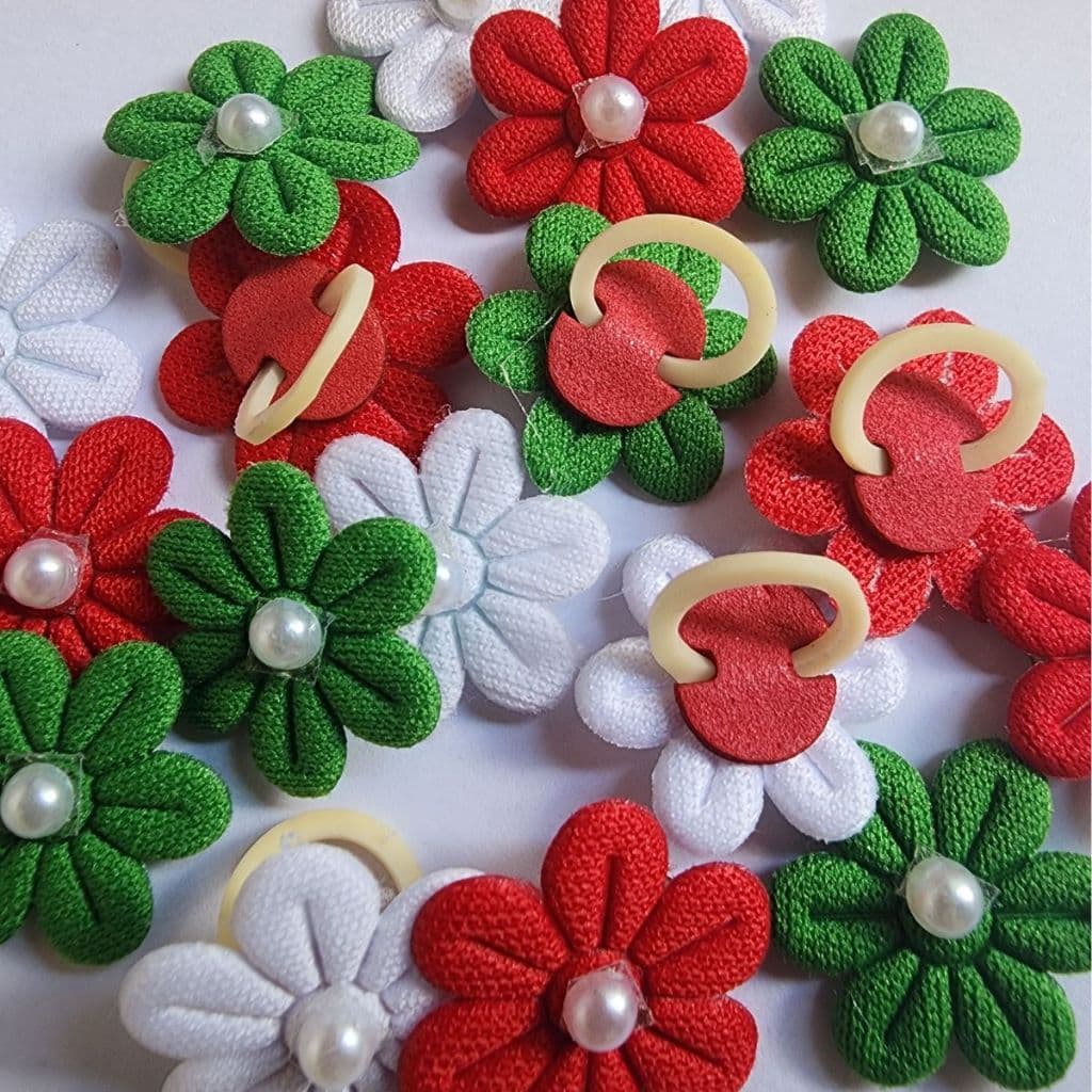 Laço Pet  Natal Florzinhas Lacinho Pet Natal Elástico  Cães Pelo Longo Jóia Pet Acessórios Pet para Petshop Banho e Tosa