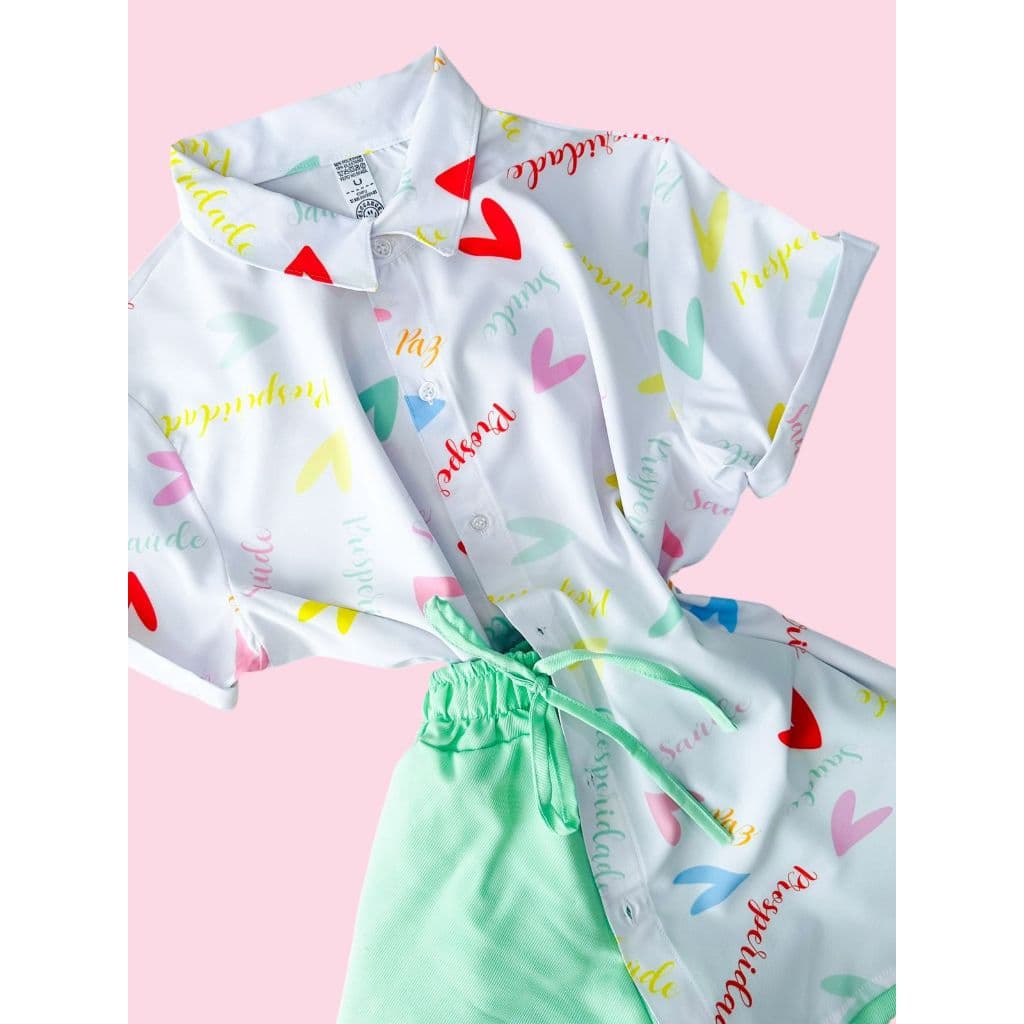 Camisa Blusa Social de Botão Feminina Manga Curta Estampada Desejos Prosperidade Paz Saúde Branca