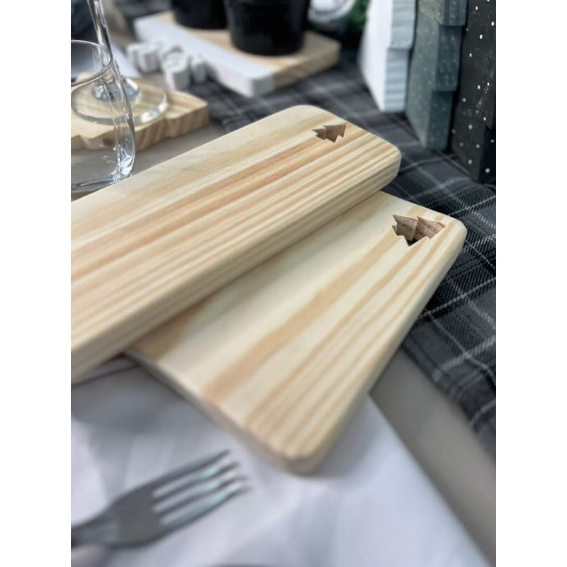 Kit 2 Tábuas de Madeira Pinus Para Frios Porta Panelas De Natal Com Árvore Vazada Decore Mesa Posta