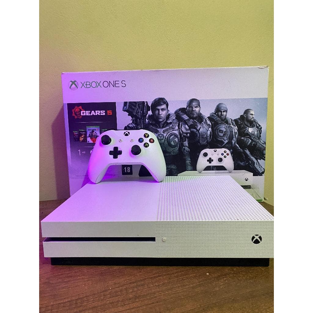 Console Xbox One S Revisado - Controle Incluso - Garantia de 3 Meses - Rei dos Consoles