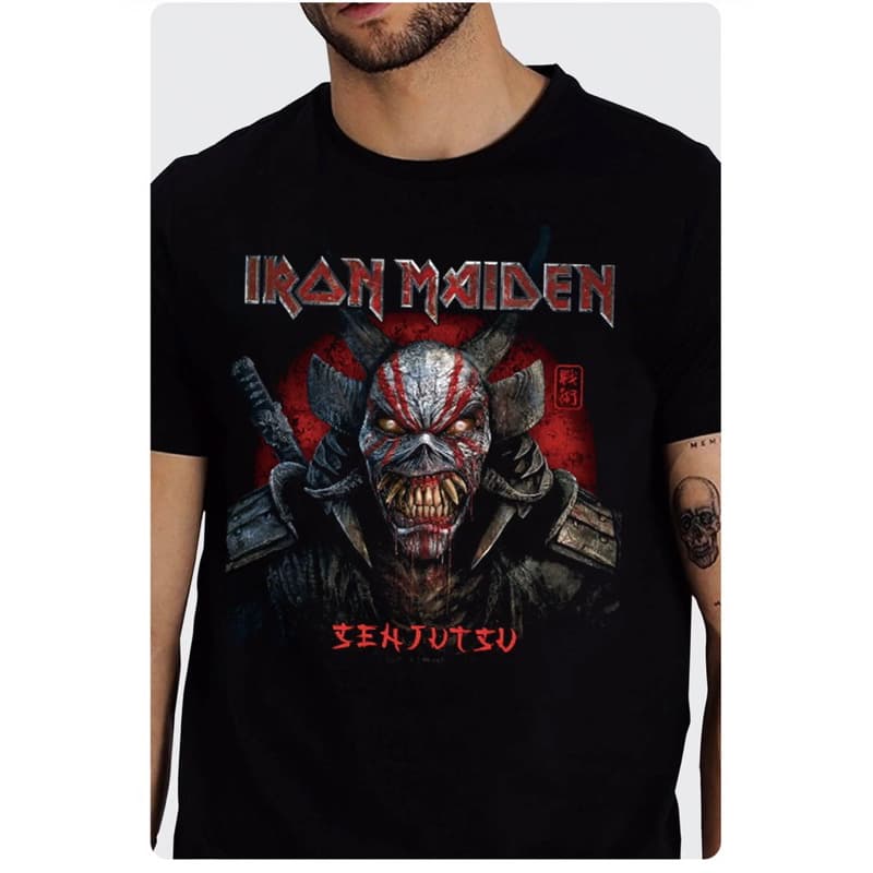 Camiseta rock heavy metal Iron Maiden - Senjutsu Rosto Consulado do Rock