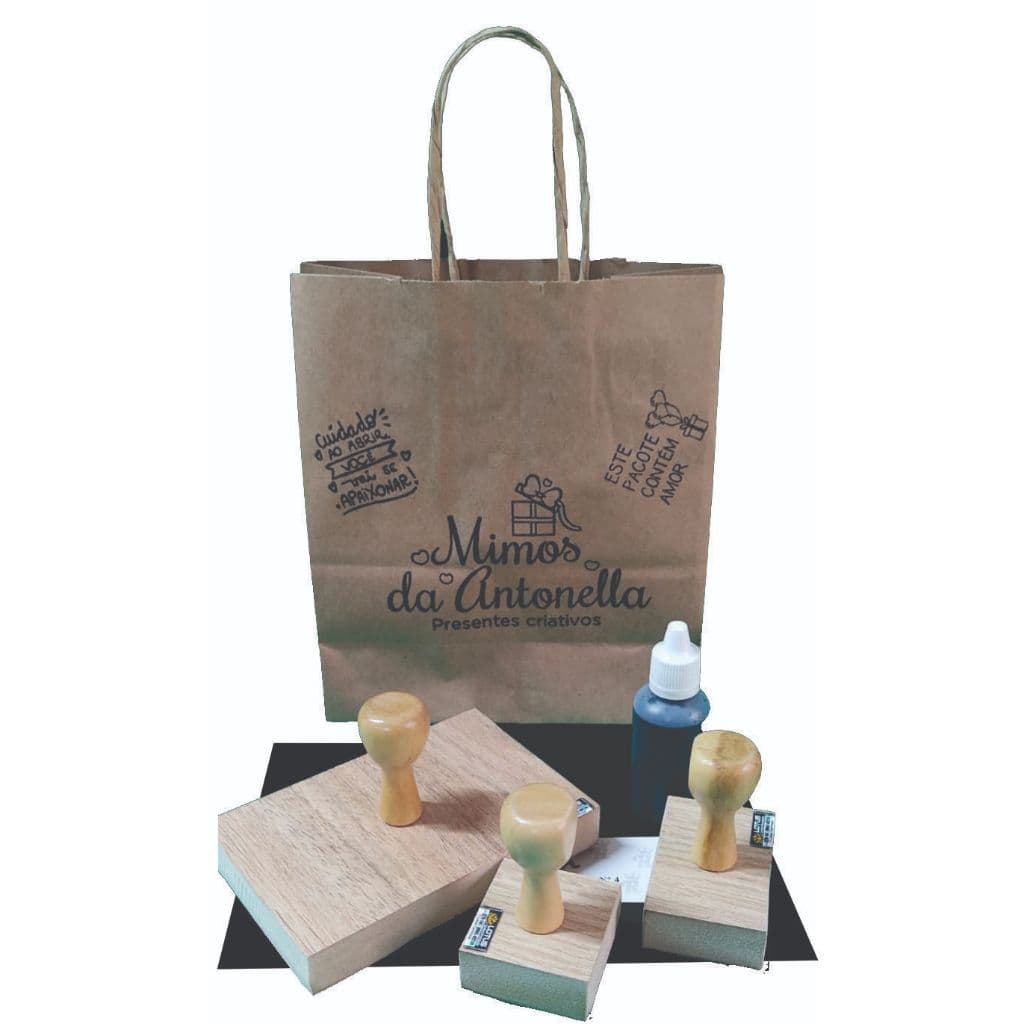 Kit 06 carimbos: 02 Carimbos 15x15 + 02 Carimbos 5x5 + 01 carimbo 8x8 + 01 carimbo 6x6 + 01 almofada + 03 tintas