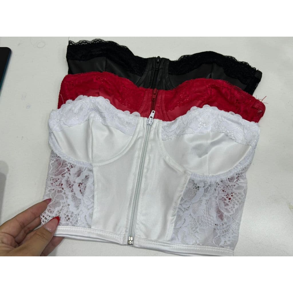 Corselet Zíper em cirrê acetinado com renda e aro de sustentação