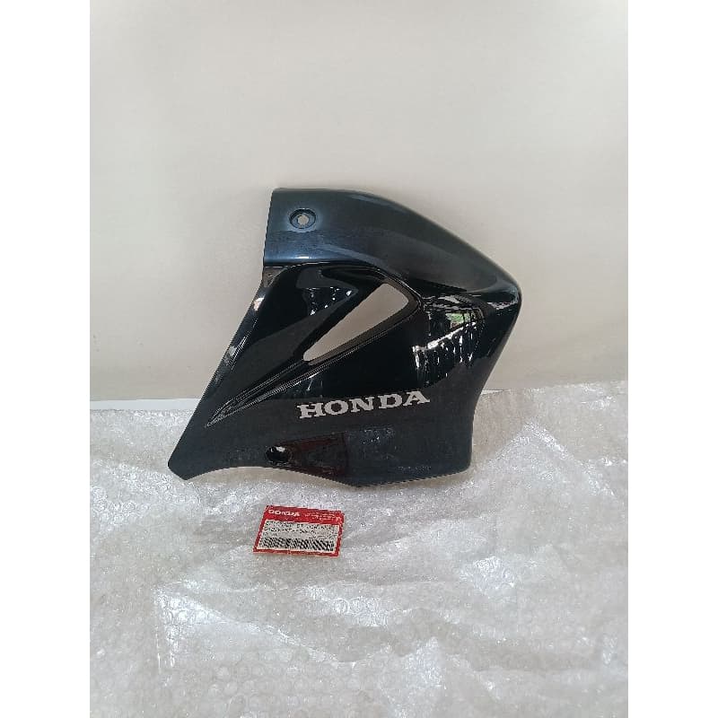 Aba do tanque Honda CBX 250 Twister 2000/04 (lado direito) original nova