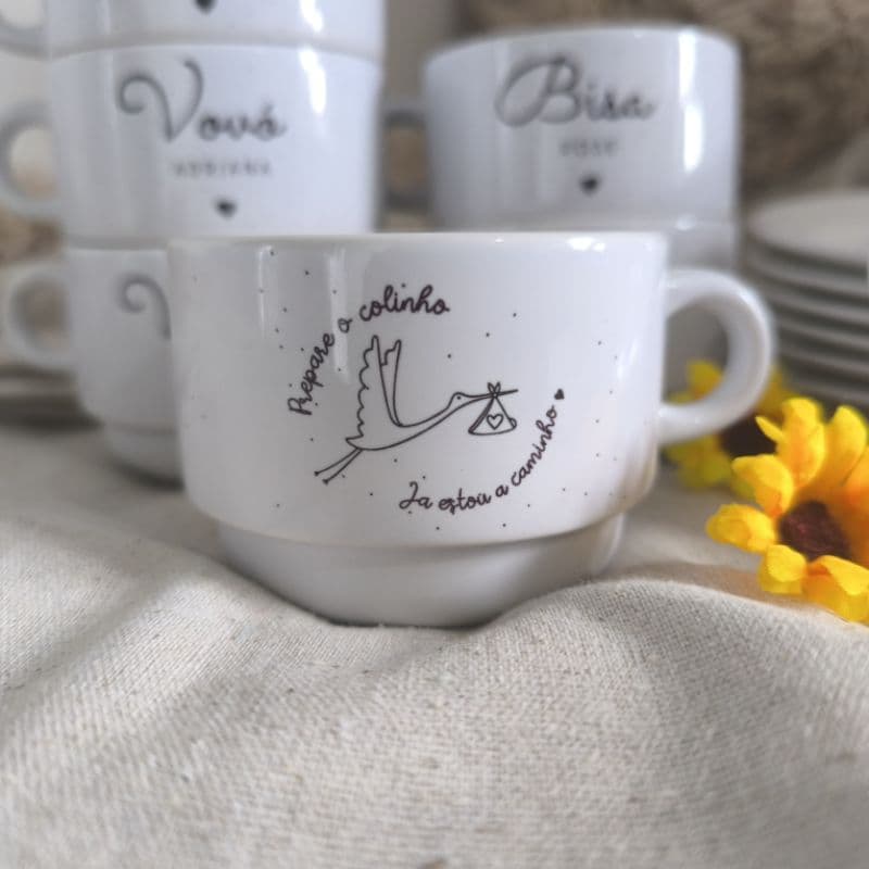 xícara com pires personalizado estou a caminho padrinhos dindos