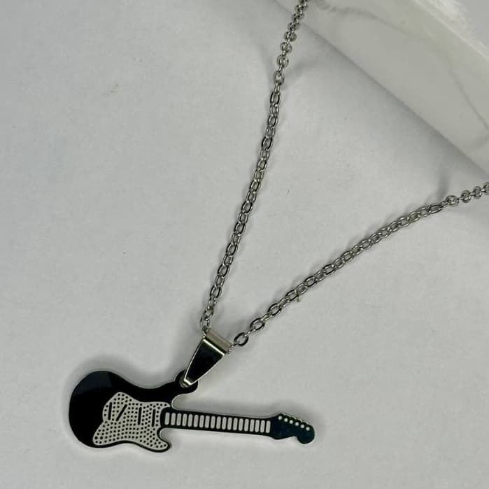 Colar Corrente de Aço Inox com Pingente de Guitarra