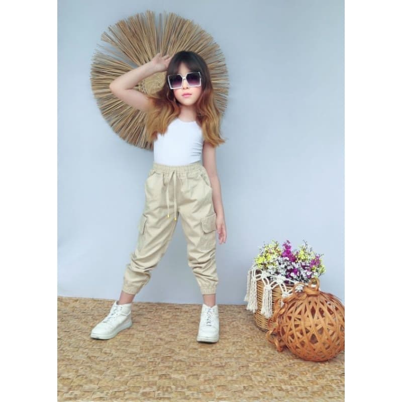 calça jogger infantil feminina calça no brim/sarja bolso cargo.