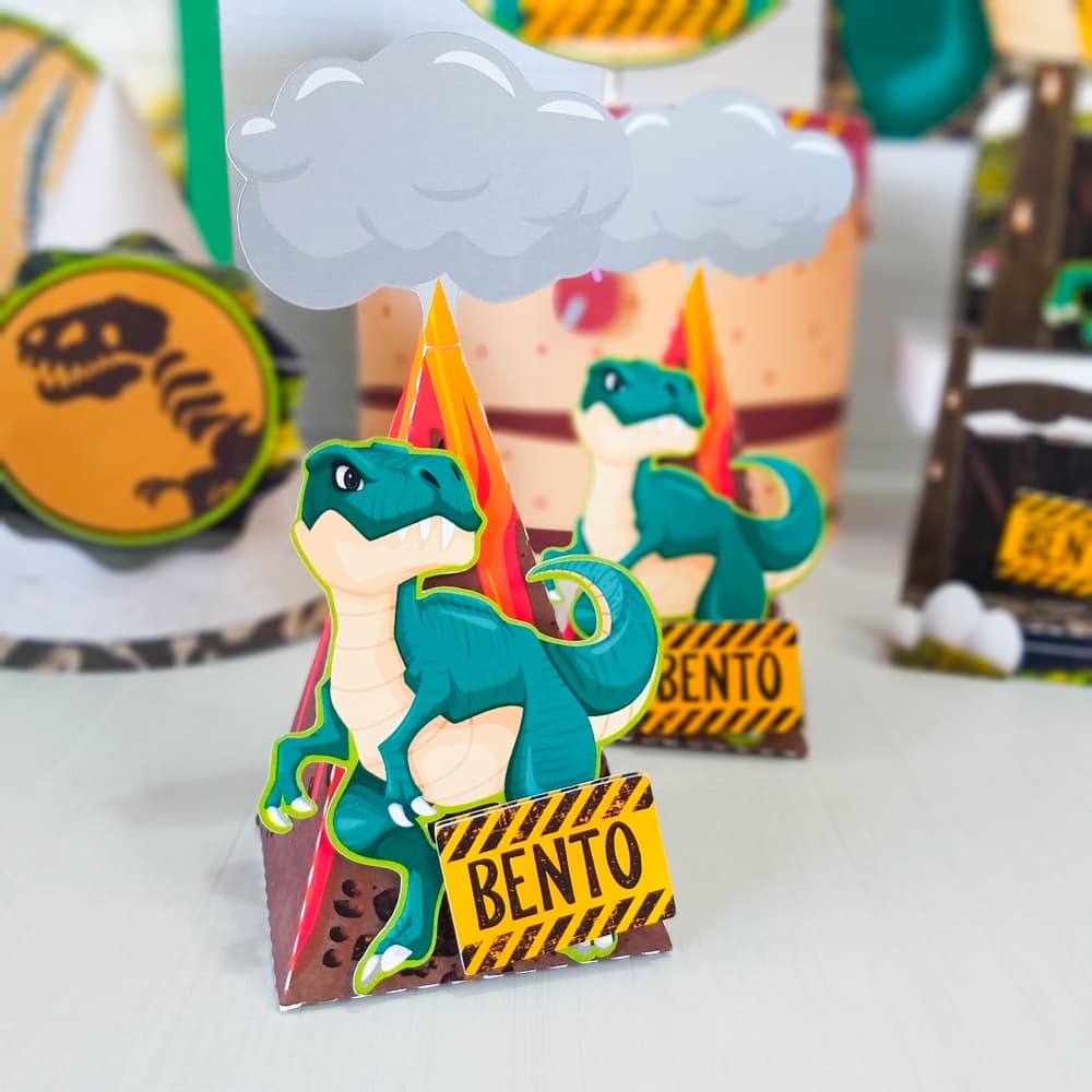 Kit Festa Infantil Lembrancinhas de Aniversário Caixinhas Personalizadas no Tema Dinossauro
