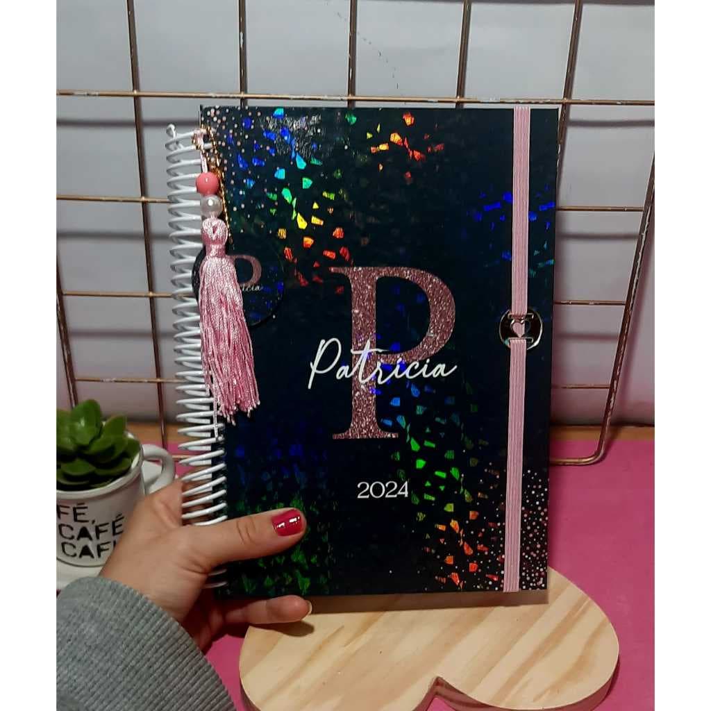 Agenda 2026 Datada Alfabeto Inicial Glitter capa que brilha a mais linda da shoppe