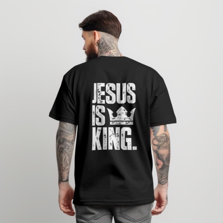 Camiseta Deus Cristã Feminina Masculina Jesus is King 100% Algodão
