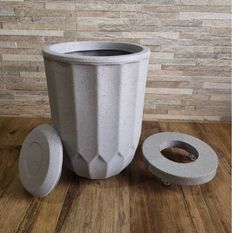 kit Vaso para plantas coluna Grega M com suporte rodízio com rodas de silicone e prato coletor