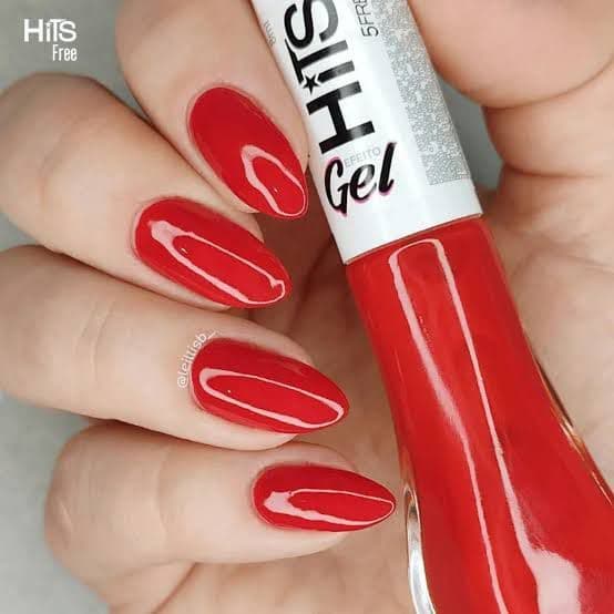 Esmalte HITS vermelho a fila anda