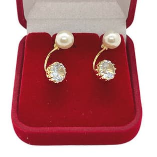 Brinco Folheado a Ouro Pérola e Zircônia 8mm Grace Kelly