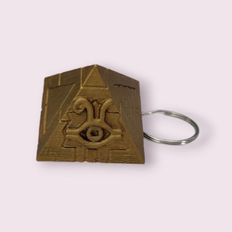 Chaveiro Pirâmide Yugioh Colecionável Artesanal 3D Anime Geek Nerd