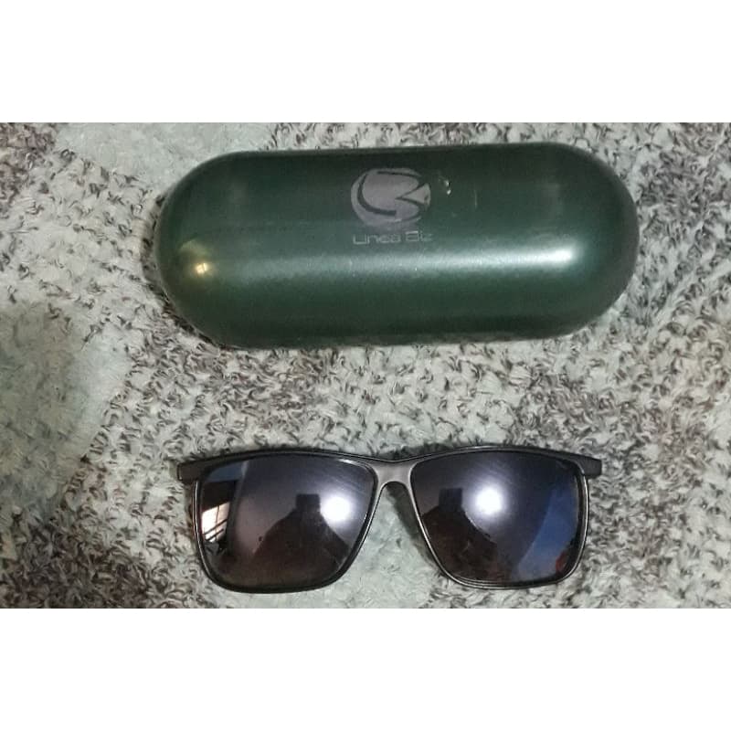 Óculos de Sol Masculino Clássico Quadrado - Preto.