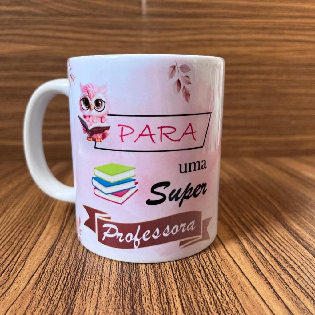 Caneca porcelana personalizada sublimação para uma super professora com inicial nome