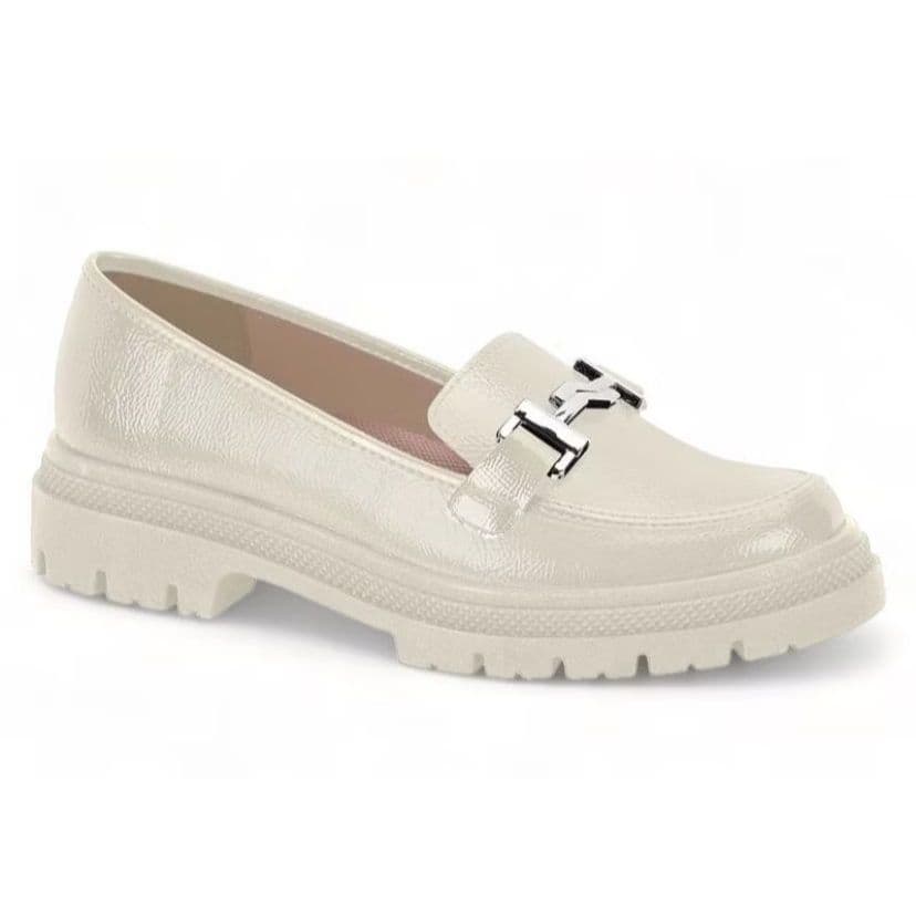 Moleca - Mocassim tratorado feminino - Off white //Verniz siena neo - Branco off 526 - 57751021146435312