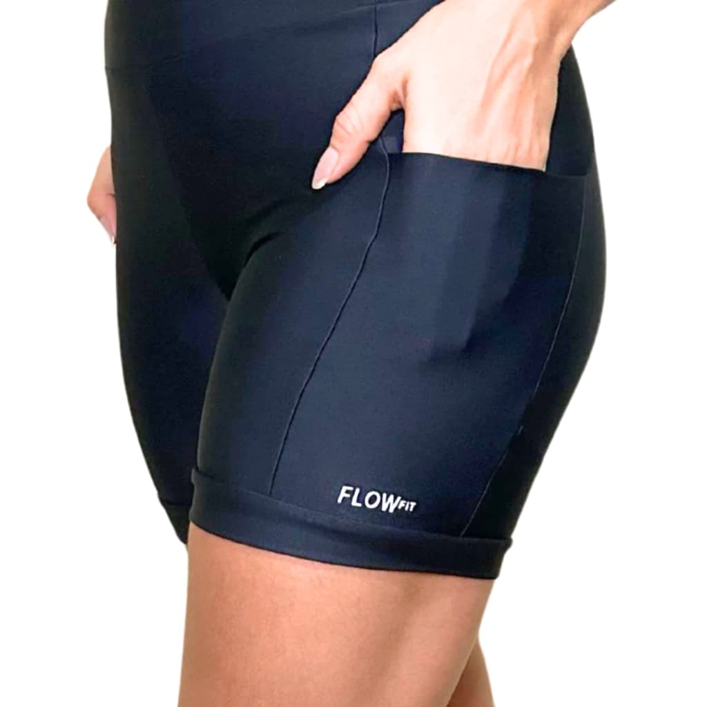 Bermuda de Compressão Feminina Short com Bolsos Laterais para Corrida e Treino