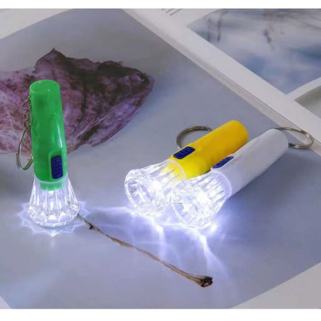 KIT COM 108 Mini Lanterna chaveiro Led Tática Portátil Para Uso Ao Ar Livre Trilha Camping Lazer, Mini Lanterna Infantil