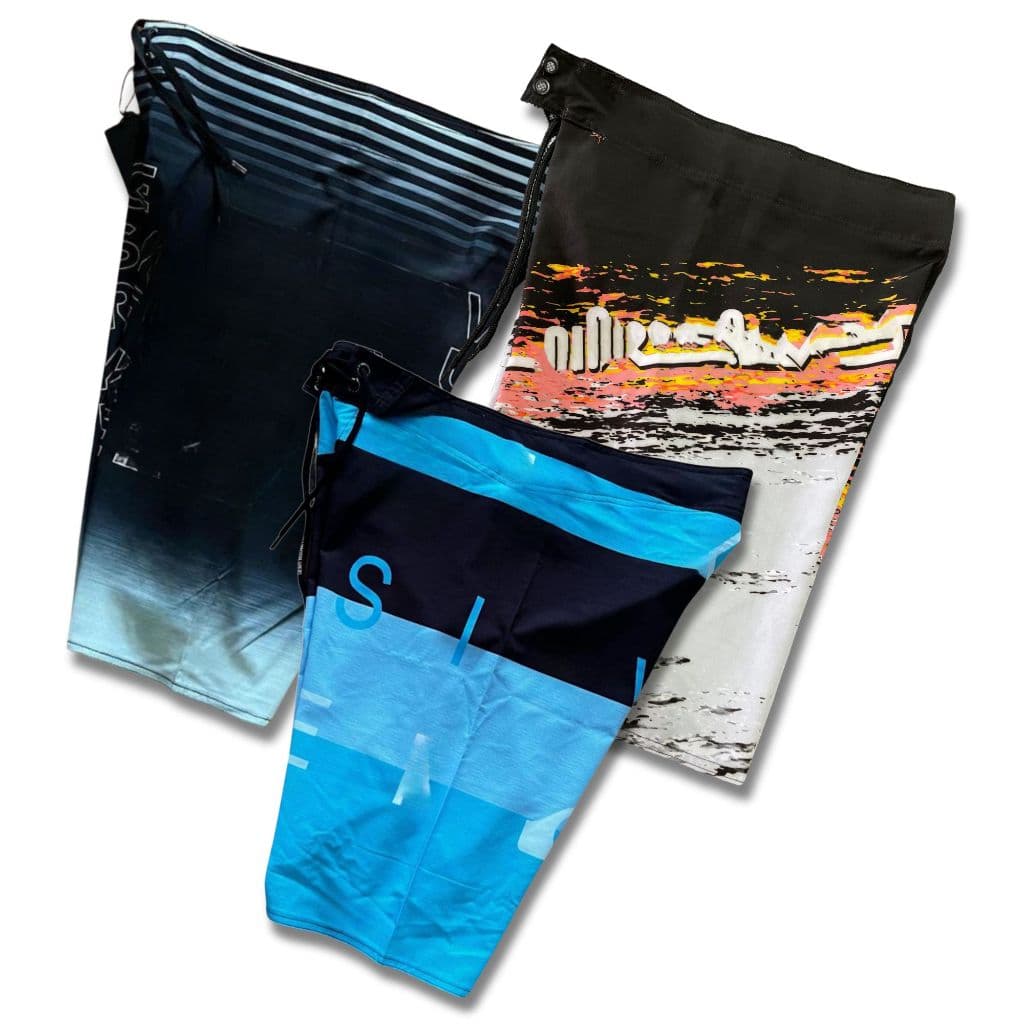 KIT DE 3 BERMUDAS  MASCULINAS ELASTANO\ CONFORTO E VERSATILIDADE