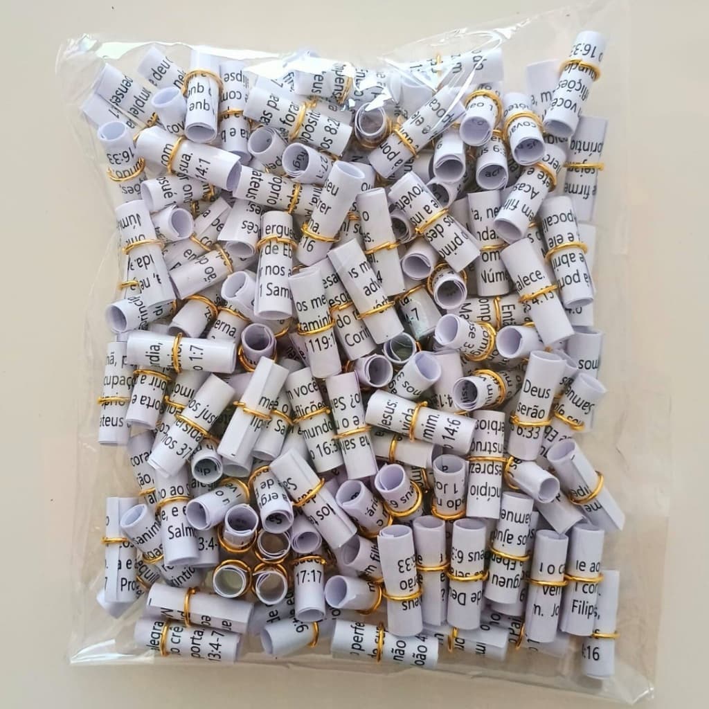 Kit 1000 Lembrancinhas Versículos Bíblicos Enroladinhos Brancos para Festas Casamentos Batizados etc