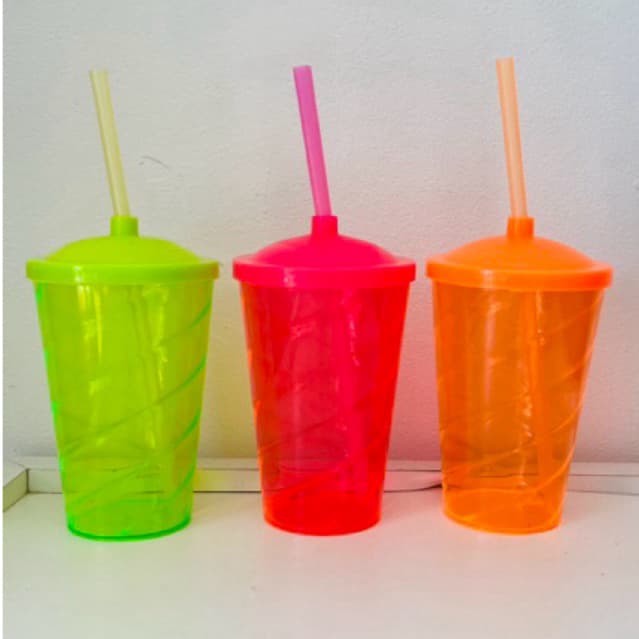 20 unidades copo Twister 400ml em acrílico com tampa e canudo para lembrancinhas