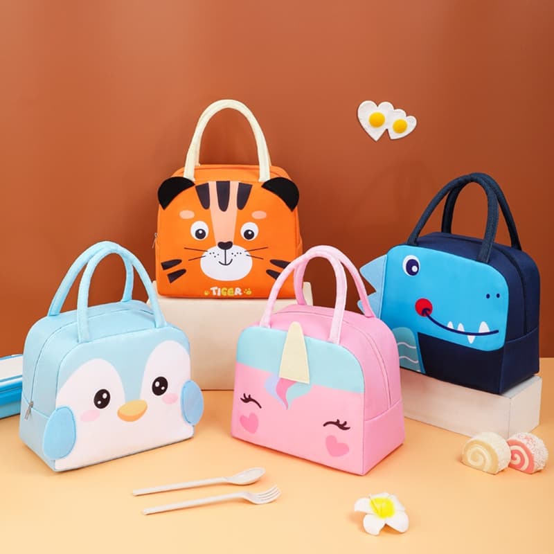 Bolsa Térmica Infantil Lancheira Escolar C/ Alça Estampas Animais Fofos 3D Passeio Viagem