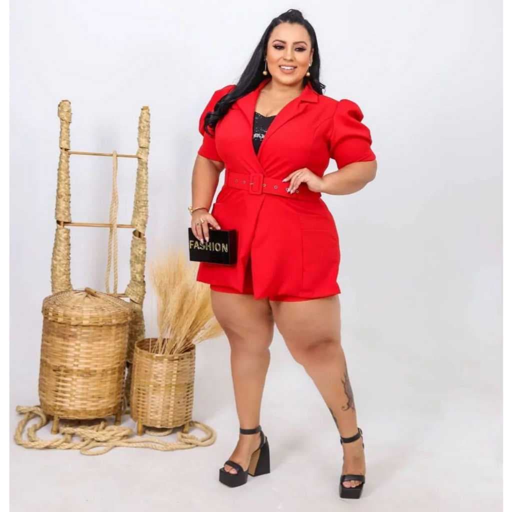 Macaquinho Plus Size Alafaiataria Manga Princesa Elegância Conforto