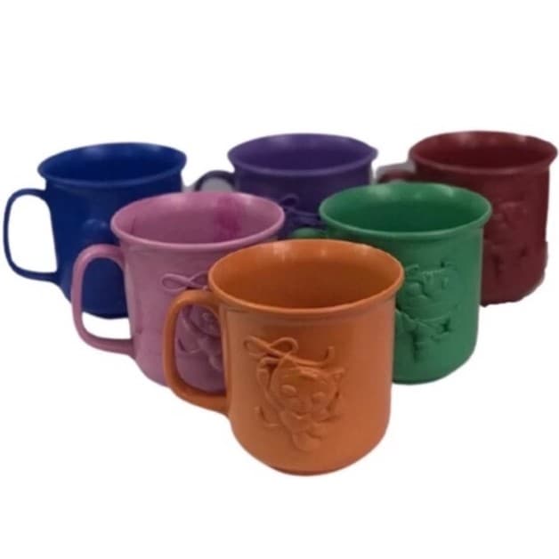 Caneca Infantil Resistente Sortidas Criança Escola Água Suco Leite Plástico Portátil Copo