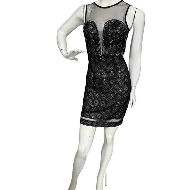 vestido preto curto - manga  cavada- moda feminina elegante luxo - festa formatura casamento