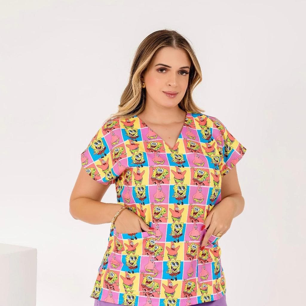 Scrub feminino Bata cirúrgica personalizada (SOMENTE A BATA TECIDO OXFORDINE).