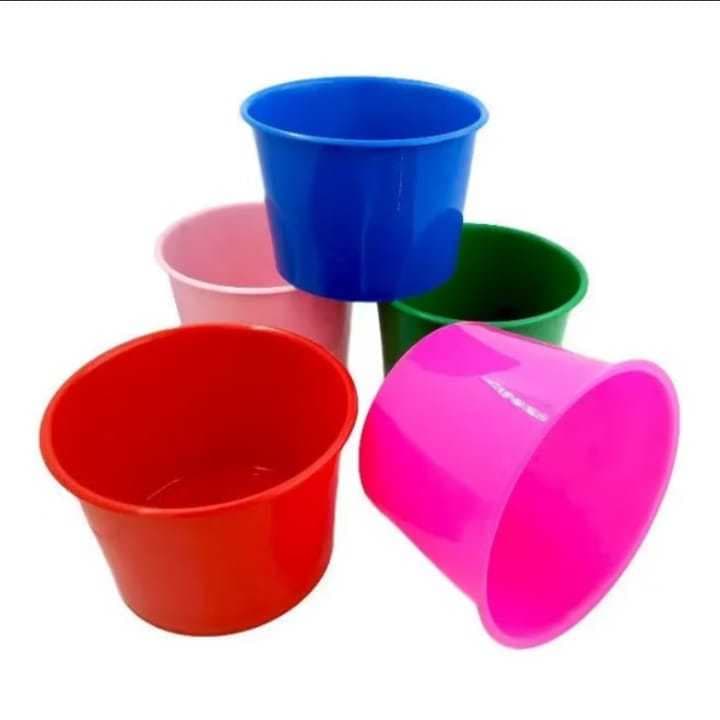 Baldinho de plástico para Bebedouro